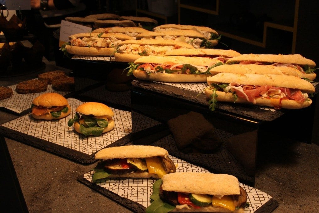 Sandwiches, baguettes, and burgers