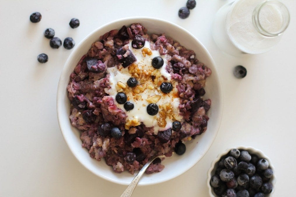 Blueberry & beetroot porridge with chopped walnuts 7-1