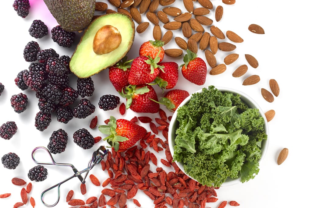 5 nutrition rules for younger looking skin