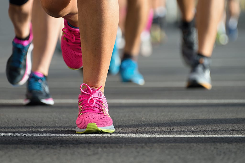 marathon tips - running feet in a race